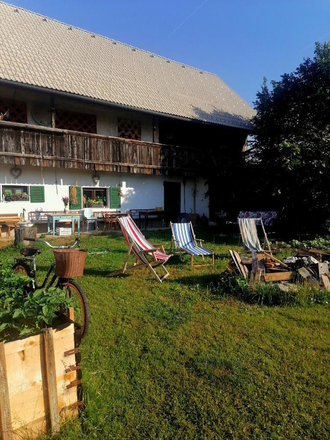 Хостел Nomads Glamp Блед Экстерьер фото