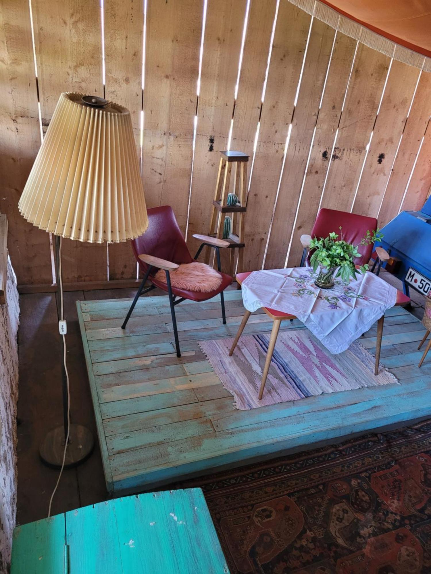Хостел Nomads Glamp Блед Экстерьер фото
